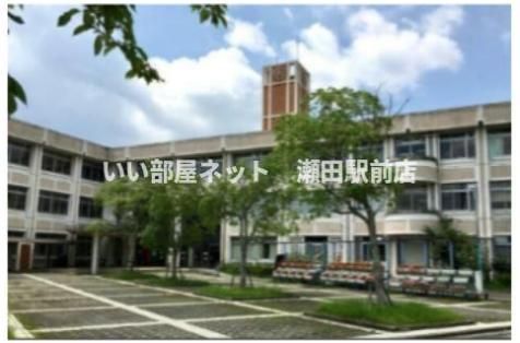 栗東市立葉山中学校まで1230m