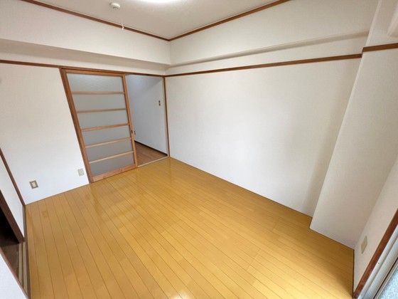 ベッドルーム