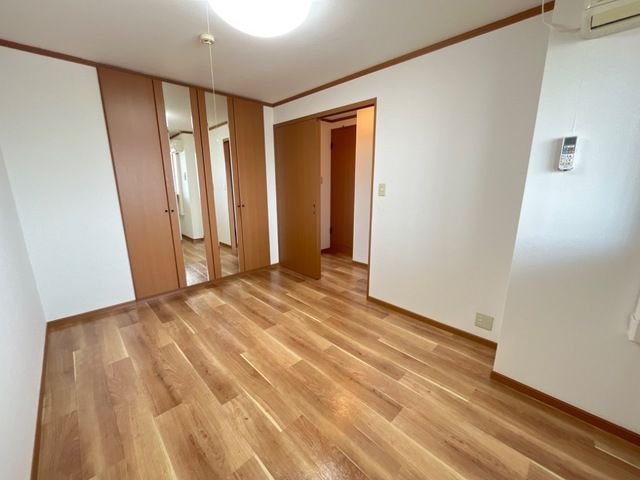 ベッドルーム