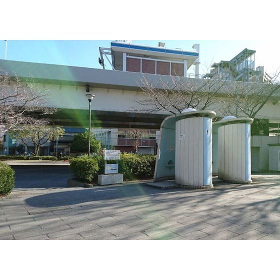 近くに施設あり