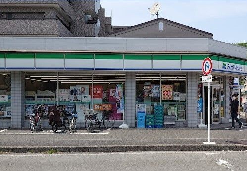 近くに施設あり