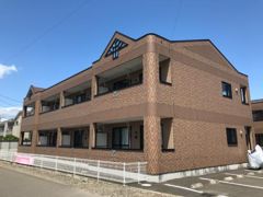 グランディール泰英2号館の外観画像