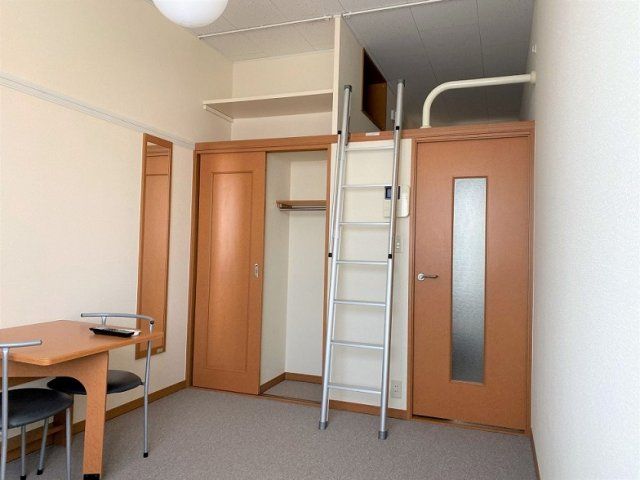 ベッドルーム