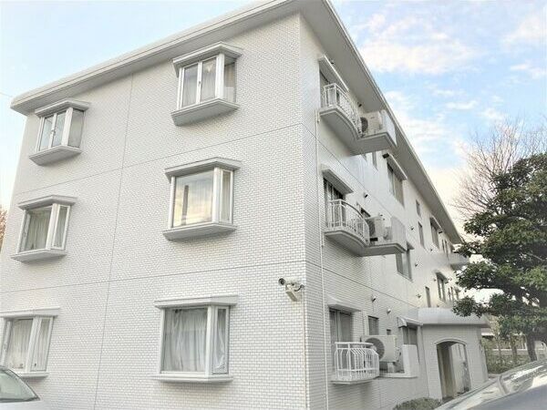 八雲マンションE棟の外観画像