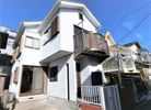 くぬぎ山一戸建貸家の外観