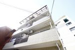 引地ビルの間取り画像