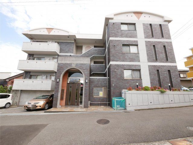 アーバンコート若園の外観画像