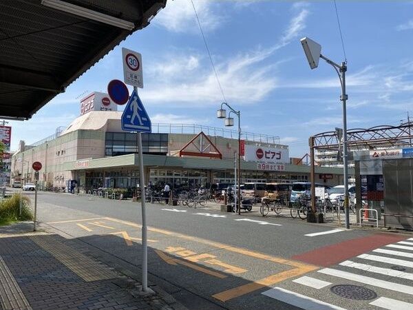 近くに施設あり