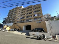 フルール三神 三番館の外観画像