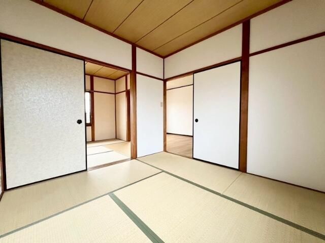 ベッドルーム