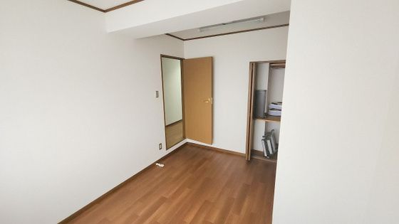 ベッドルーム