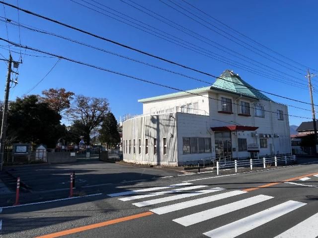 近くに施設あり