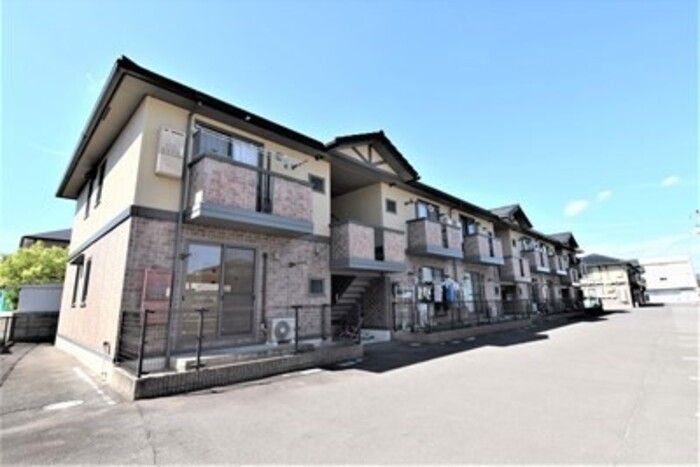 メゾンシャルム木太 B棟の外観画像