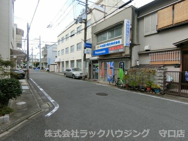 近くに施設あり