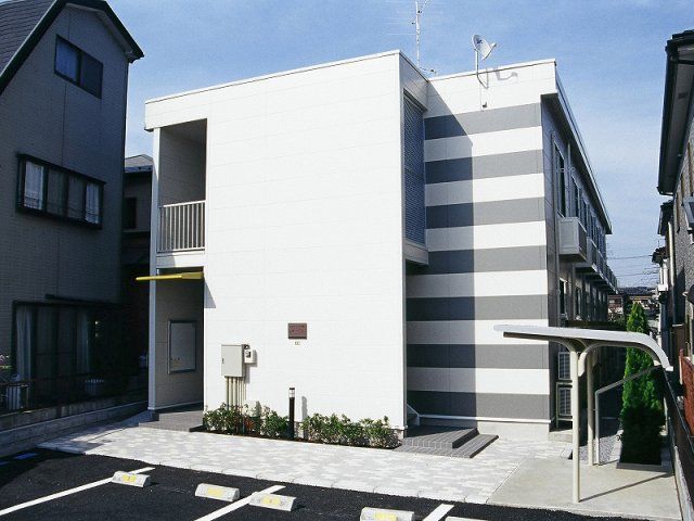 レオパレスジュネスドミールの外観画像