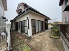 森崎2丁目貸家の外観画像