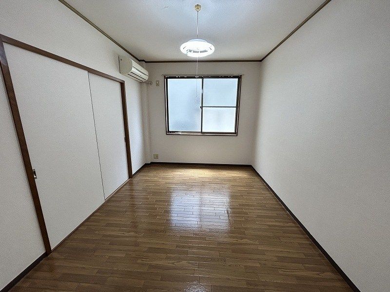 洋室