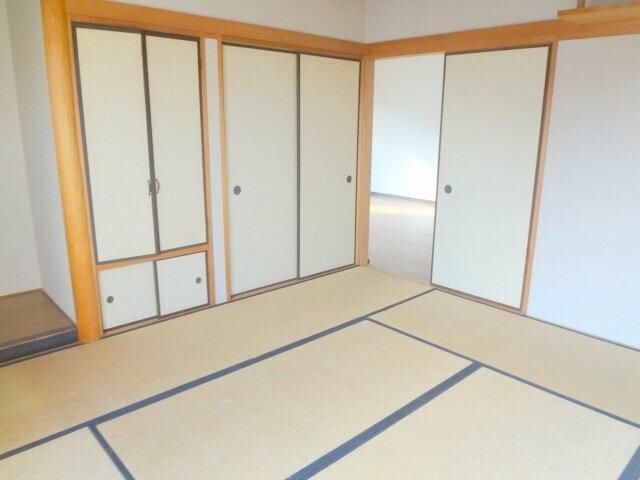 ベッドルーム