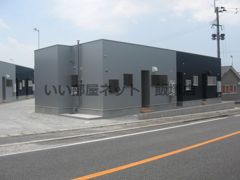 スエルテタウン上三緒の外観画像