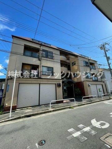 シャトー寺浦の外観画像