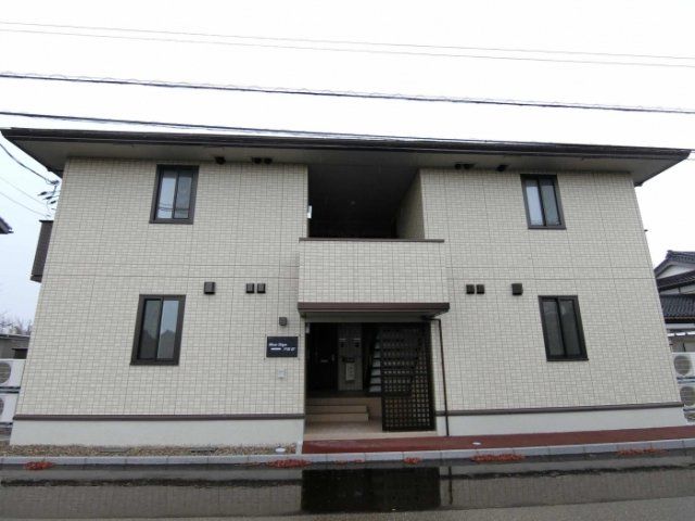 ブライダルハイツ戸出D棟の外観画像