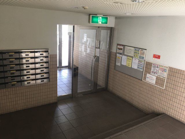 ロビー