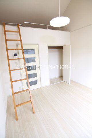 ベッドルーム