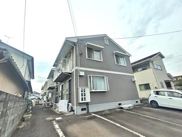 トゥインクル純の外観画像