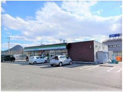 ファミリマート国分店 さんまで400m