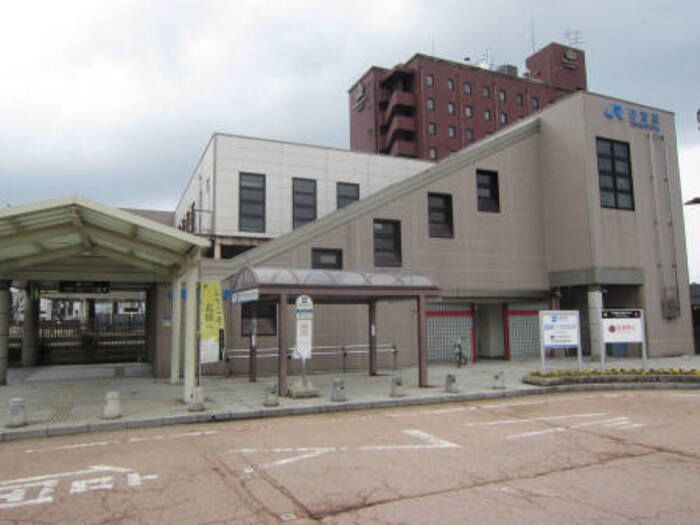 近くに施設あり