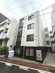 イスフールの外観画像