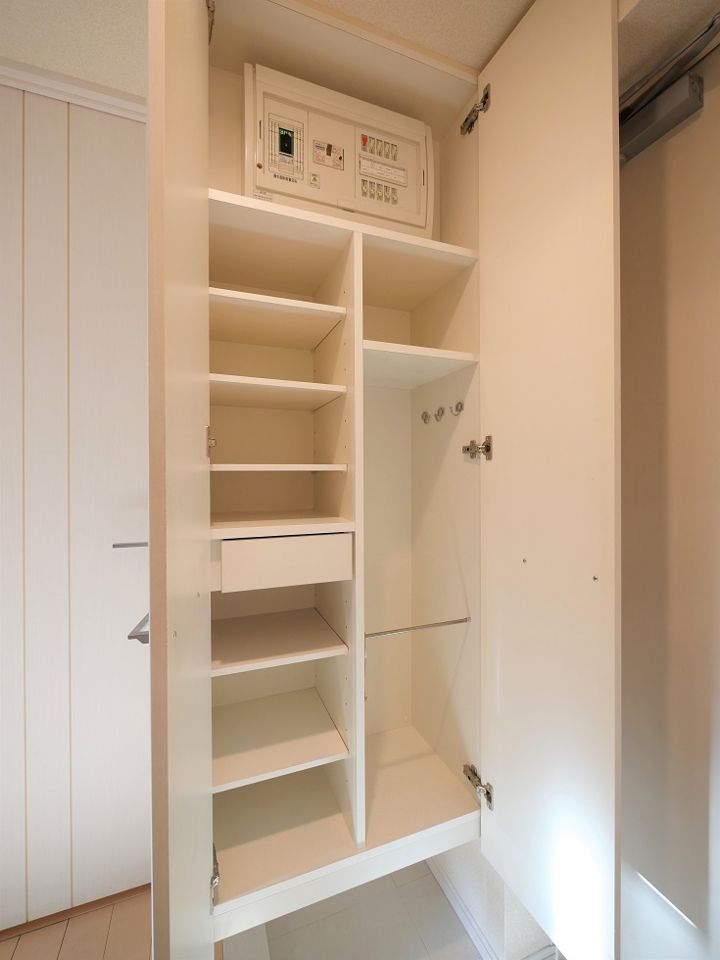 収納