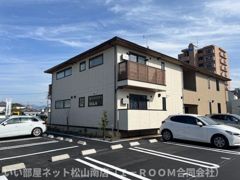 シャルル マリカの外観画像
