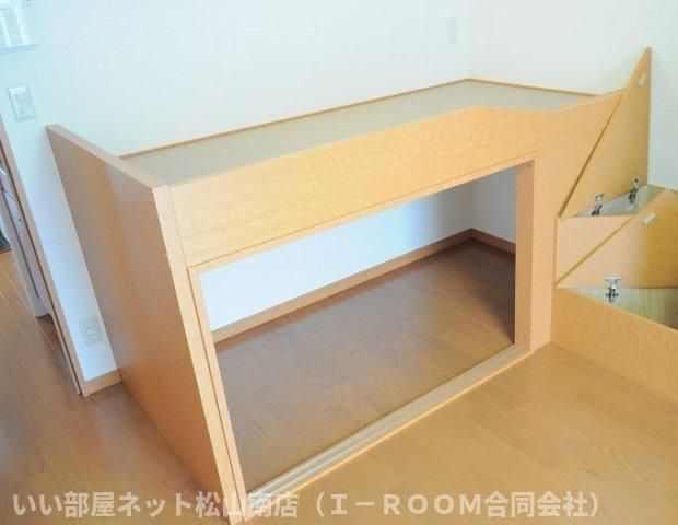 ベッドルーム