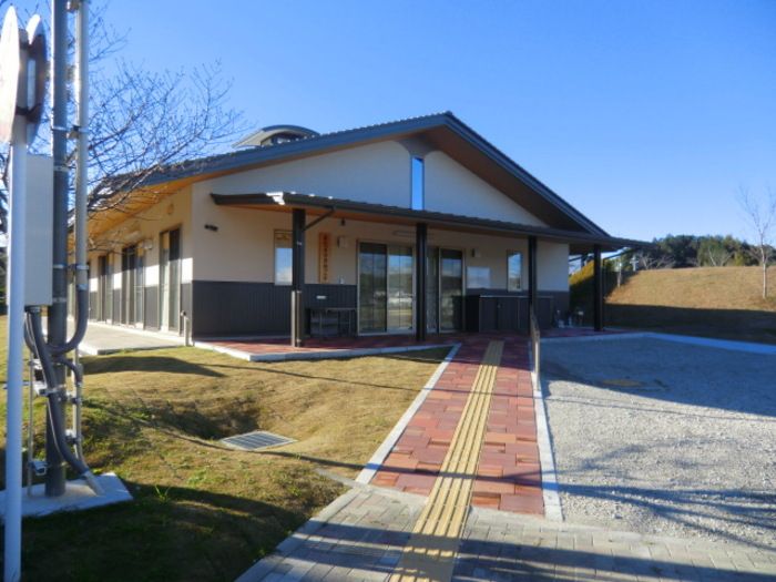 近くに施設あり