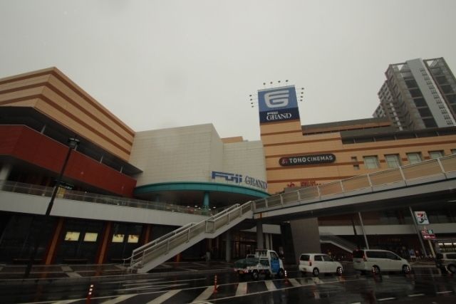 近くに施設あり