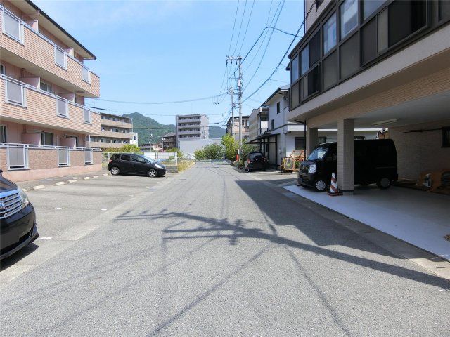 近くに施設あり