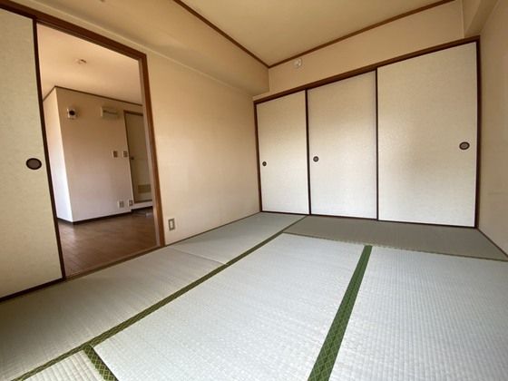 ベッドルーム