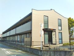 レオパレスパークライフの外観画像
