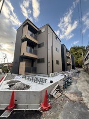 D porta violetの外観画像