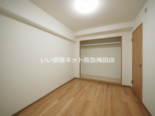ベッドルーム