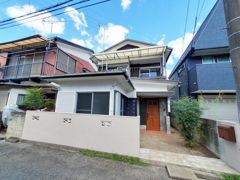 府中市天神町貸家の外観画像