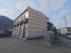レオパレスパインズハイムの外観画像
