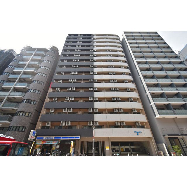 SERENiTE本町refletの外観画像