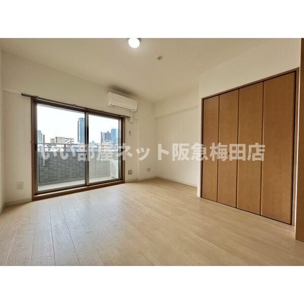 ベッドルーム
