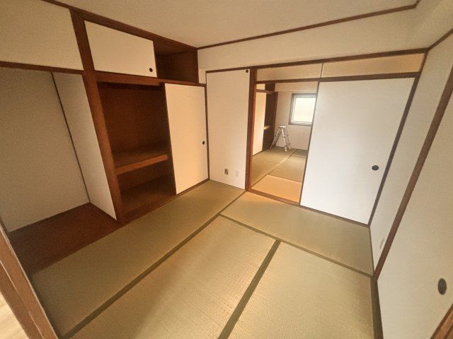 ベッドルーム