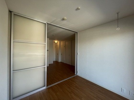 ベッドルーム