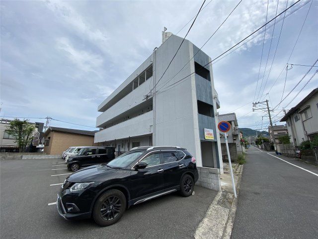 山縣ハイツの外観画像
