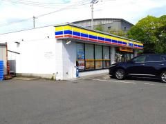 近くのミニストップ 県立図書館前店まで2,245m（徒歩29分）