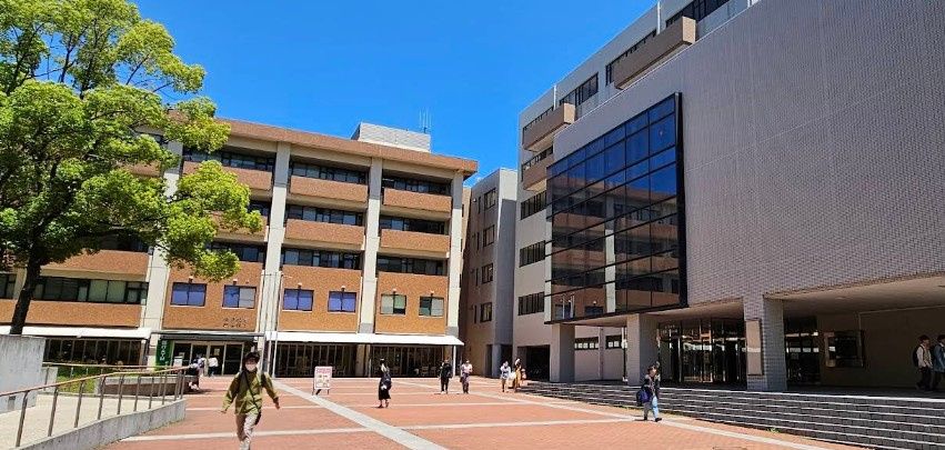 近くの国立大阪大学豊中キャンパスまで743m(徒歩10分)